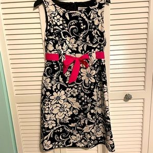 Sleeveless a line dress